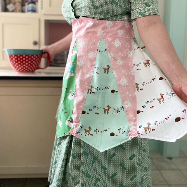 1940s Christmas Aprons