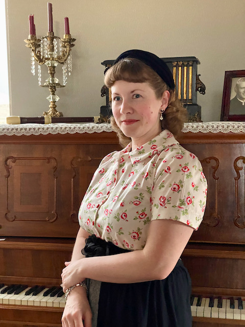 1950s Romantic Roses&nbsp;Blouse